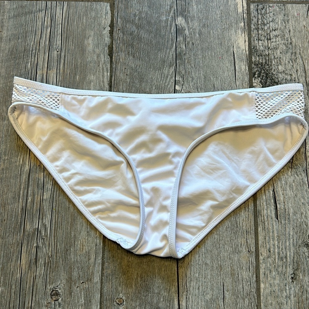 J crew bikini bathing suit bottom white size medium